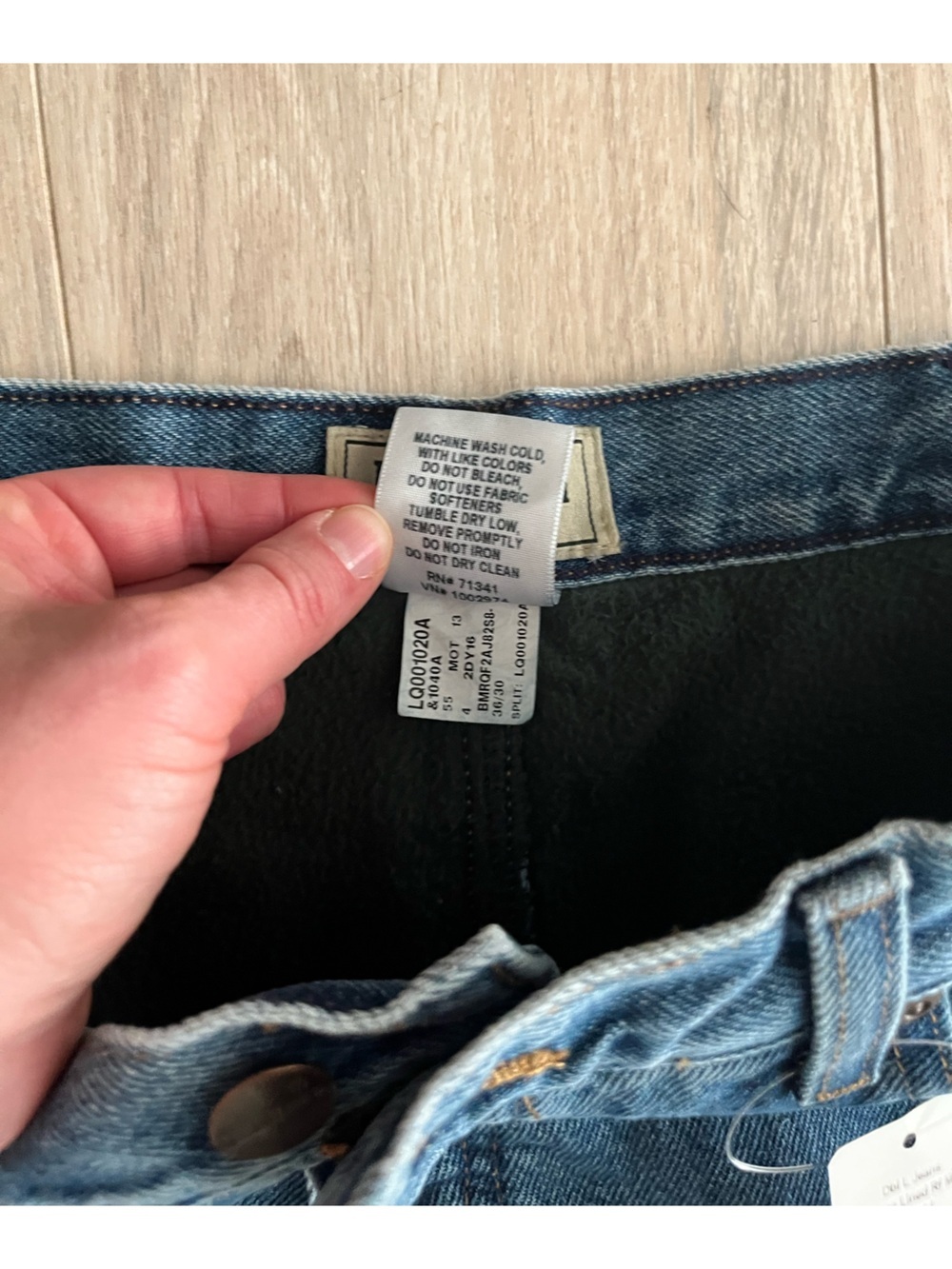NWT L.L. Bean Men’s Relaxed Fit Fleeced Lined Jeans - Size 36 x 30 - Picture 6 of 10